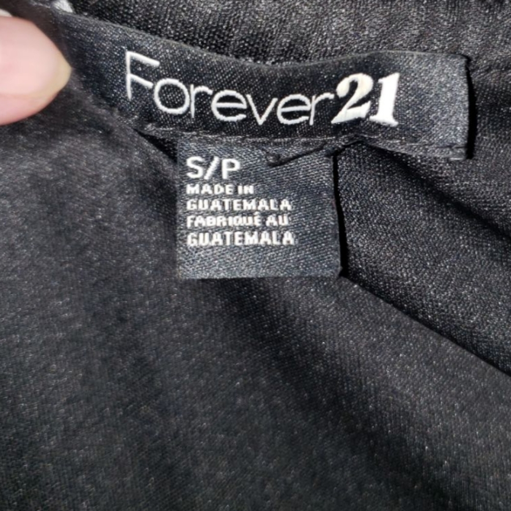 Sexy Black Mini Dress 👗 - Picture 3 of 11